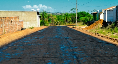 Prefeitura finaliza obras de pavimentação asfáltica dos bairros Jardim Planalto e Vila Nova